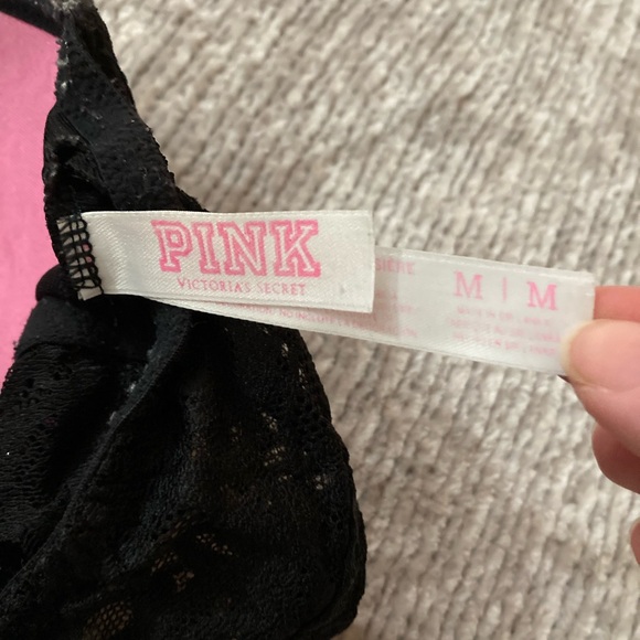 Pink‎ Bralette Size Medium Victoria’s Secret Black Lace Lightly Lined - Picture 5 of 5